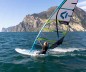 Preview: Fanatic Gecko HRS 156 L + Schwert beim Windsurfen