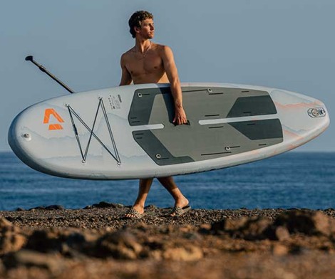 Duotone Flow Air Set SLS C54 iSUP 026 auf dem Weg zum Wasser