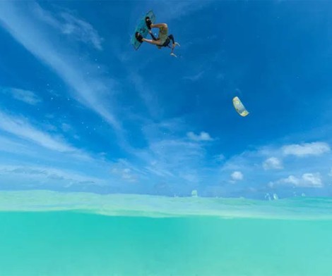 Duotone Jaime SLS Freestyle Kite Board 026  beim Sprung