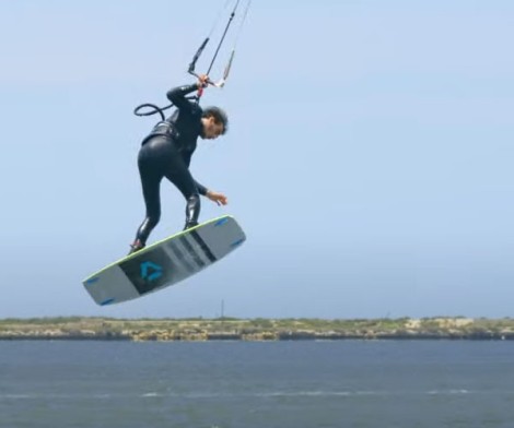 Duotone Team Freestyle Board 136 + 144 beim Sprung