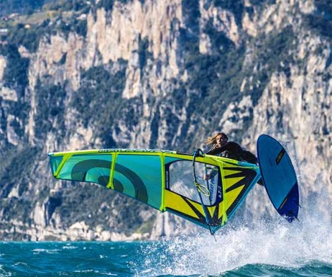 ProLimit Mercury Boot Split Toe 3.2 GBS XGRIP beim Windsurfen