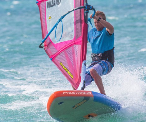 JP AllroundAir LE 11.0 Windsurf beim Halsen