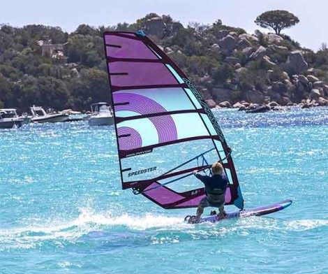 Neilpryde MXT Alu RDM Alloy Model 2022/23 beim Windsurfen