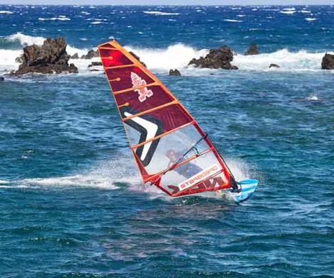 Starboard Futura Wood Sandwich Model  beim Speedfahren