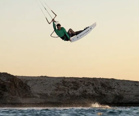 Duotone Click Kite Bar C55 Quad Control 026 beim Sprung