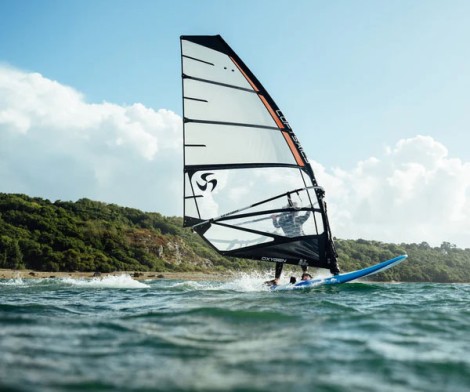 Preview: Loftsails Oxygen Weiß C2 Windsurf Segel 026 beim Windsurfen