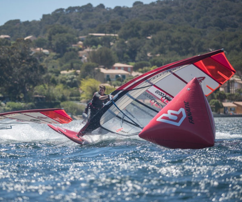 An der Tonne mit dem Falcon Lightwind