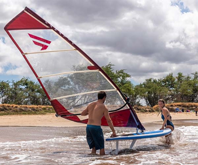 Fanatic Viper HD beim tragen zum Beach