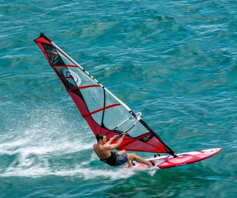 Goya Volar Freeride Single Windsurf Board beim Heizen