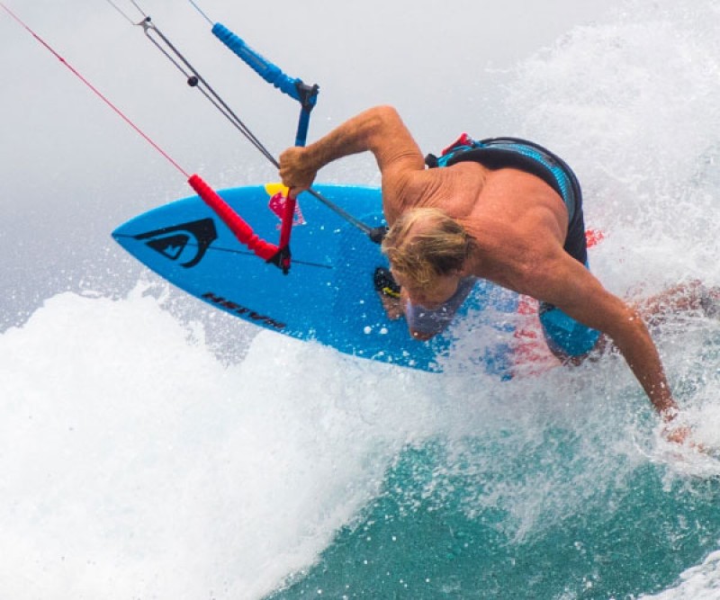 Directional Kite Boards in der Welle