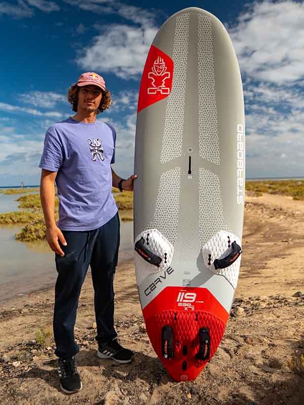 Starboard Carve Starlite Carbon Board 2026 am Strand