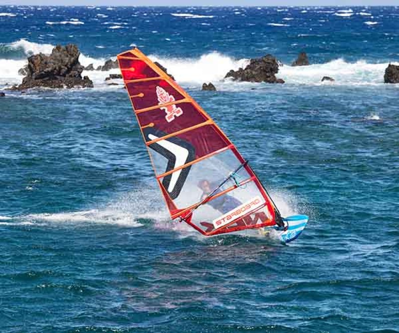 Starboard Futura Wood Sandwich Model  beim Speedfahren