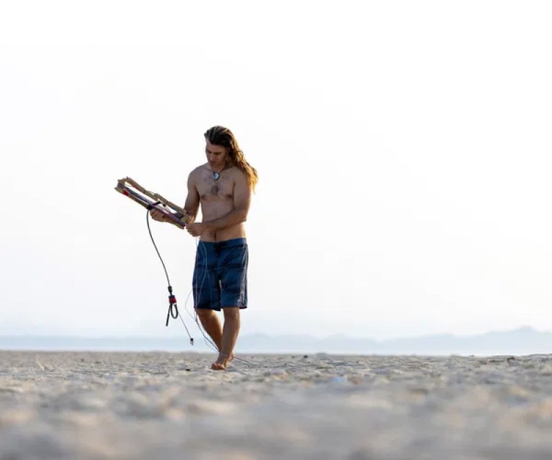 Duotone Trust Kite Bar C54 Quad Control 026 beim Aufbauen